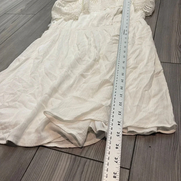 NWT Charlotte Russe Women's Blouson Dress L White Cold-Shoulder Sleeves Pullover - Picture 5 of 6